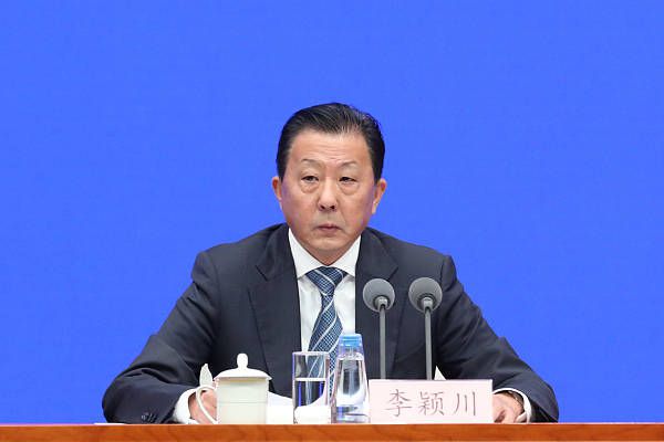 午夜av在线